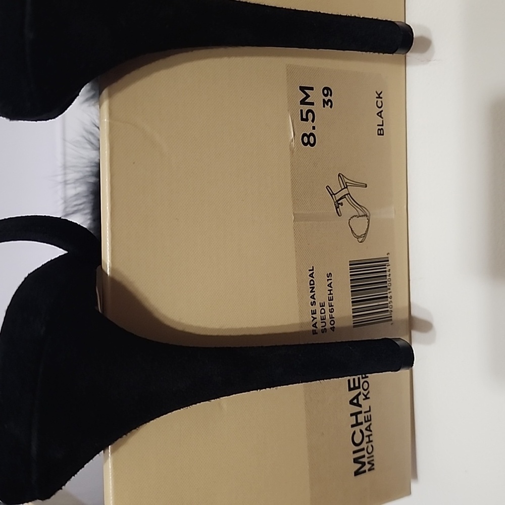 Michael Kors Shoes - Picture 4 of 6